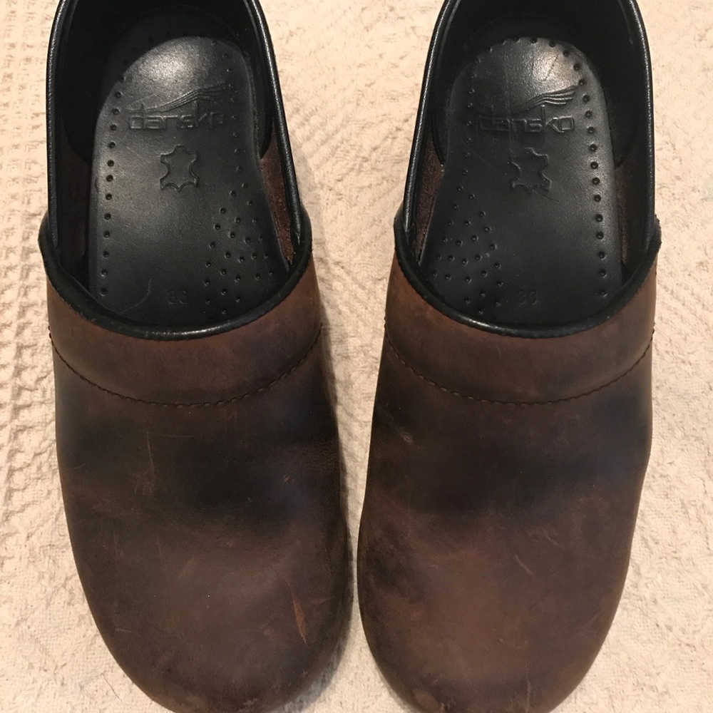Dansko antique Brown oiled leather clogs size 36